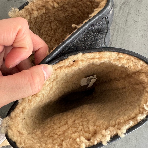 UGG Black Pebbled Leather Boots - Picture 11 of 11